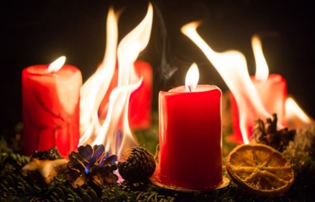 Erhöhte Brandgefahr durch Kerzen in der Adventszeit