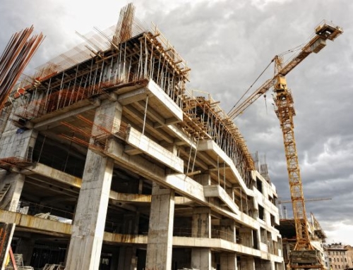 Preise für Einfamilienhäuser stagnieren – Eigentumswohnungen legen weiter zu